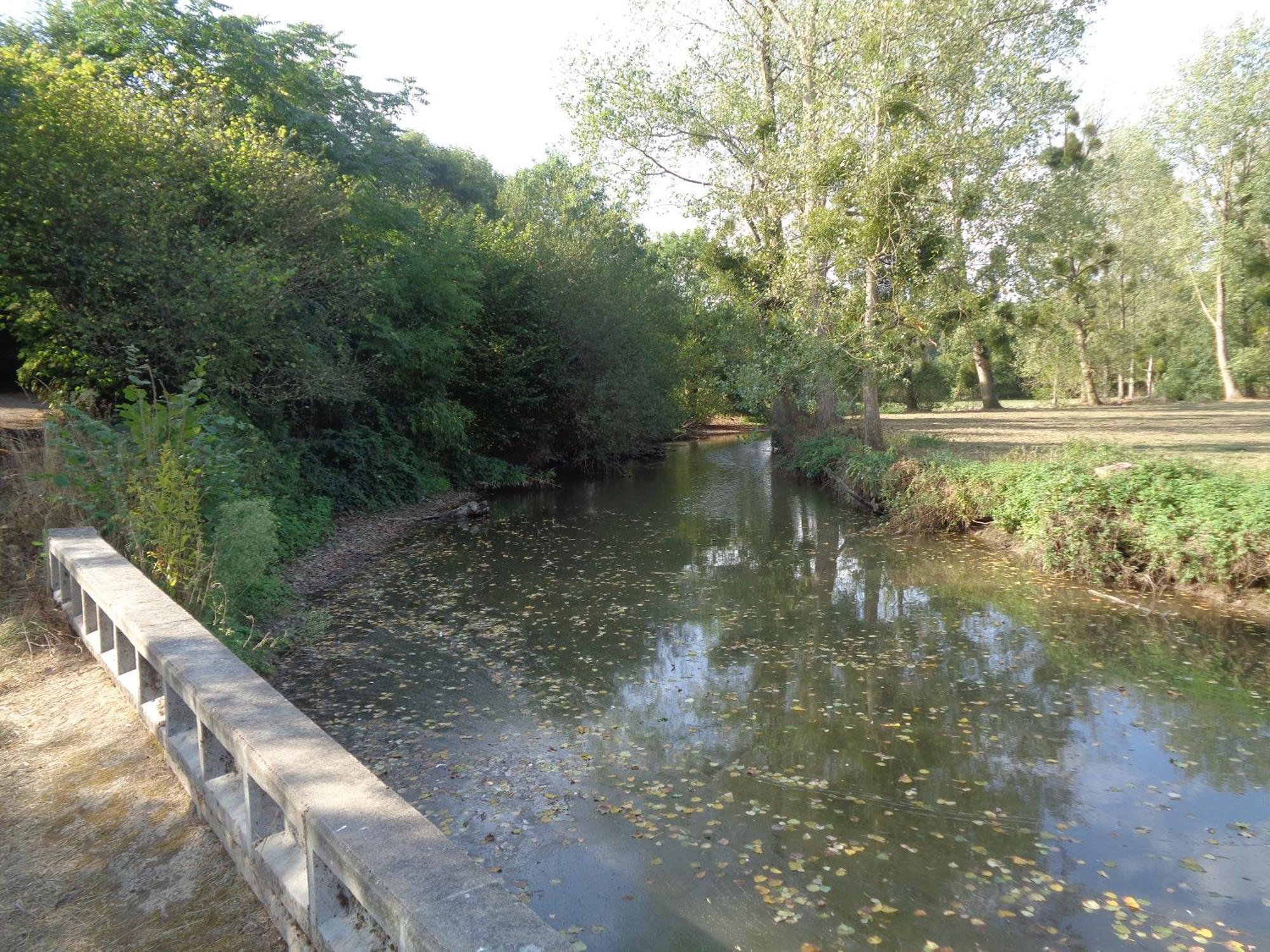 Au Fil De L'Eau Villa Le Boupère Exterior foto