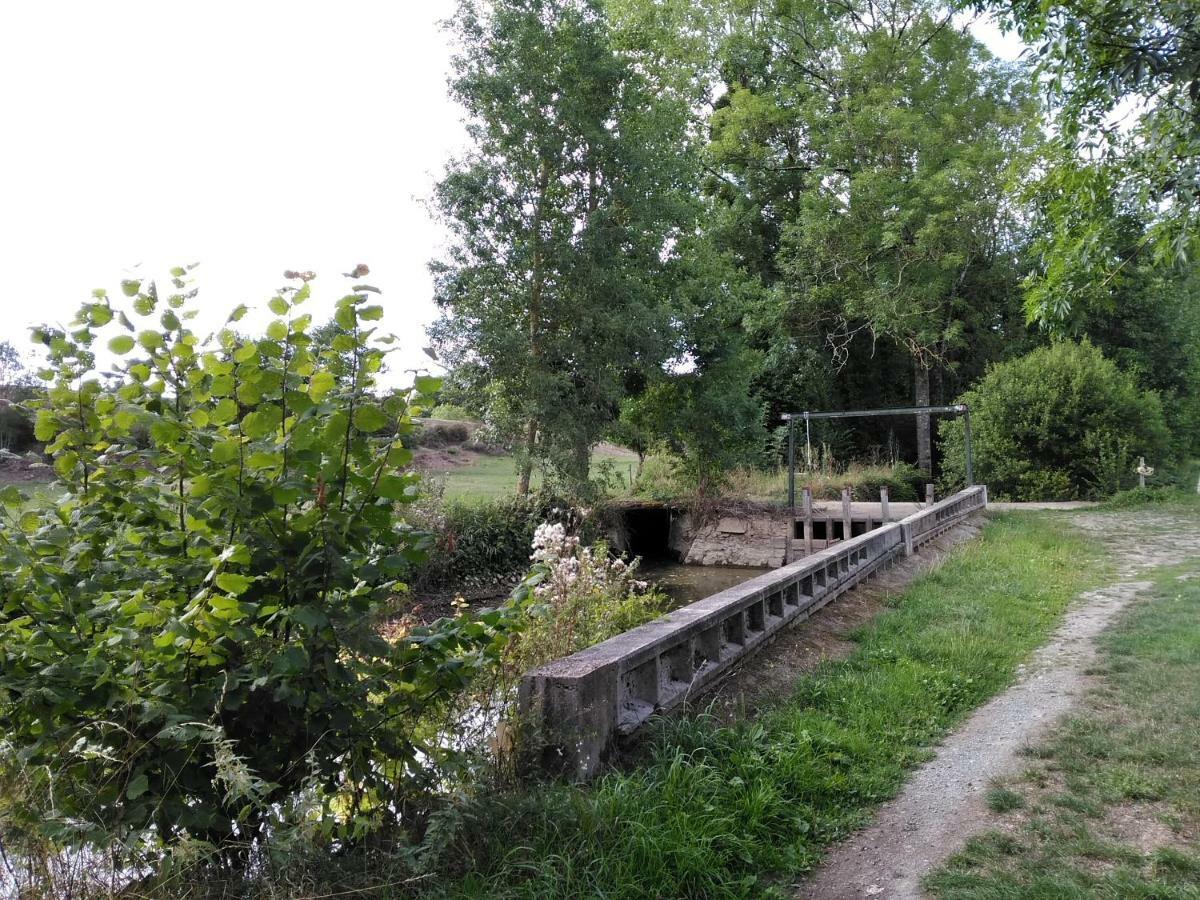 Au Fil De L'Eau Villa Le Boupère Exterior foto